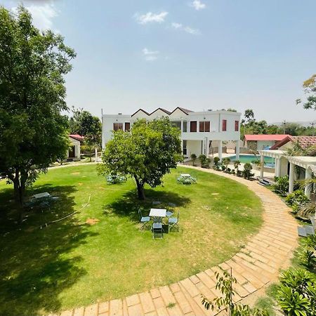 Las Cabanas Resort Pushkar Exteriör bild