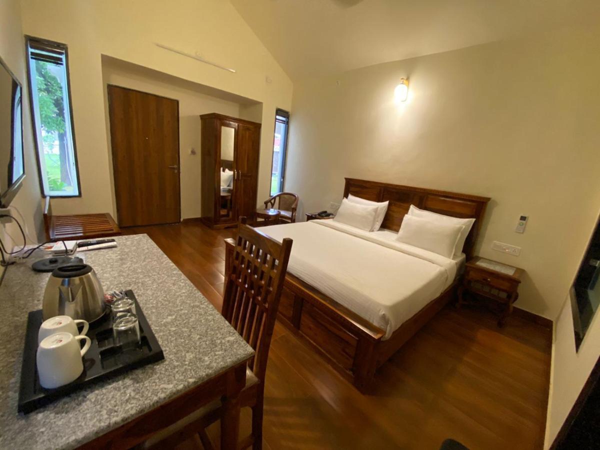 Las Cabanas Resort Pushkar Exteriör bild