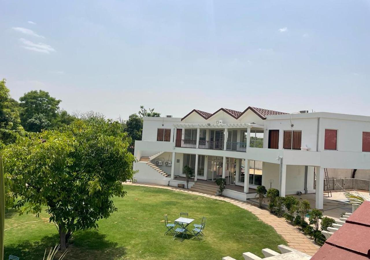 Las Cabanas Resort Pushkar Exteriör bild