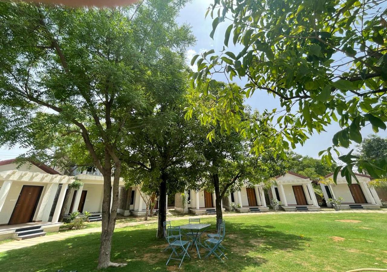 Las Cabanas Resort Pushkar Exteriör bild