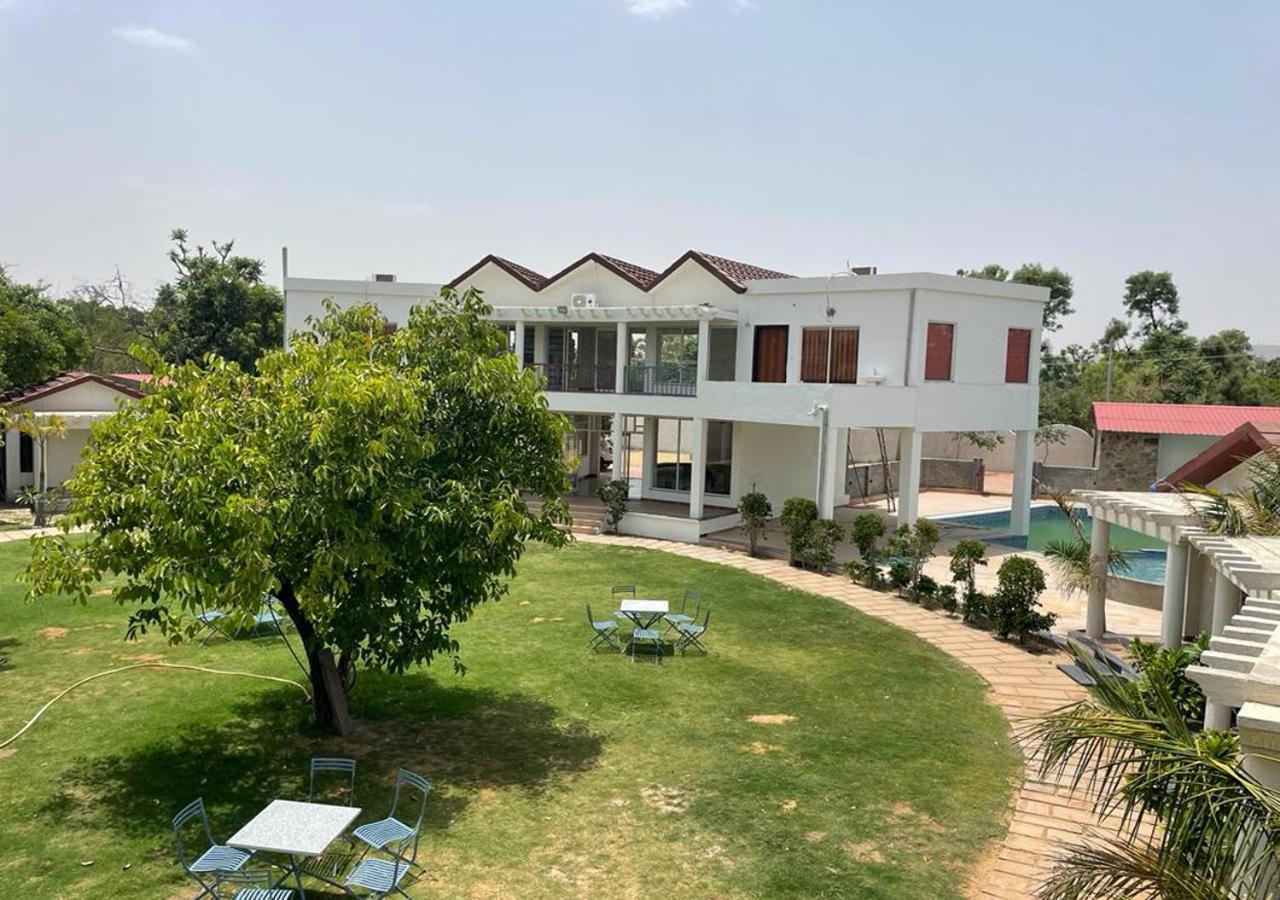 Las Cabanas Resort Pushkar Exteriör bild