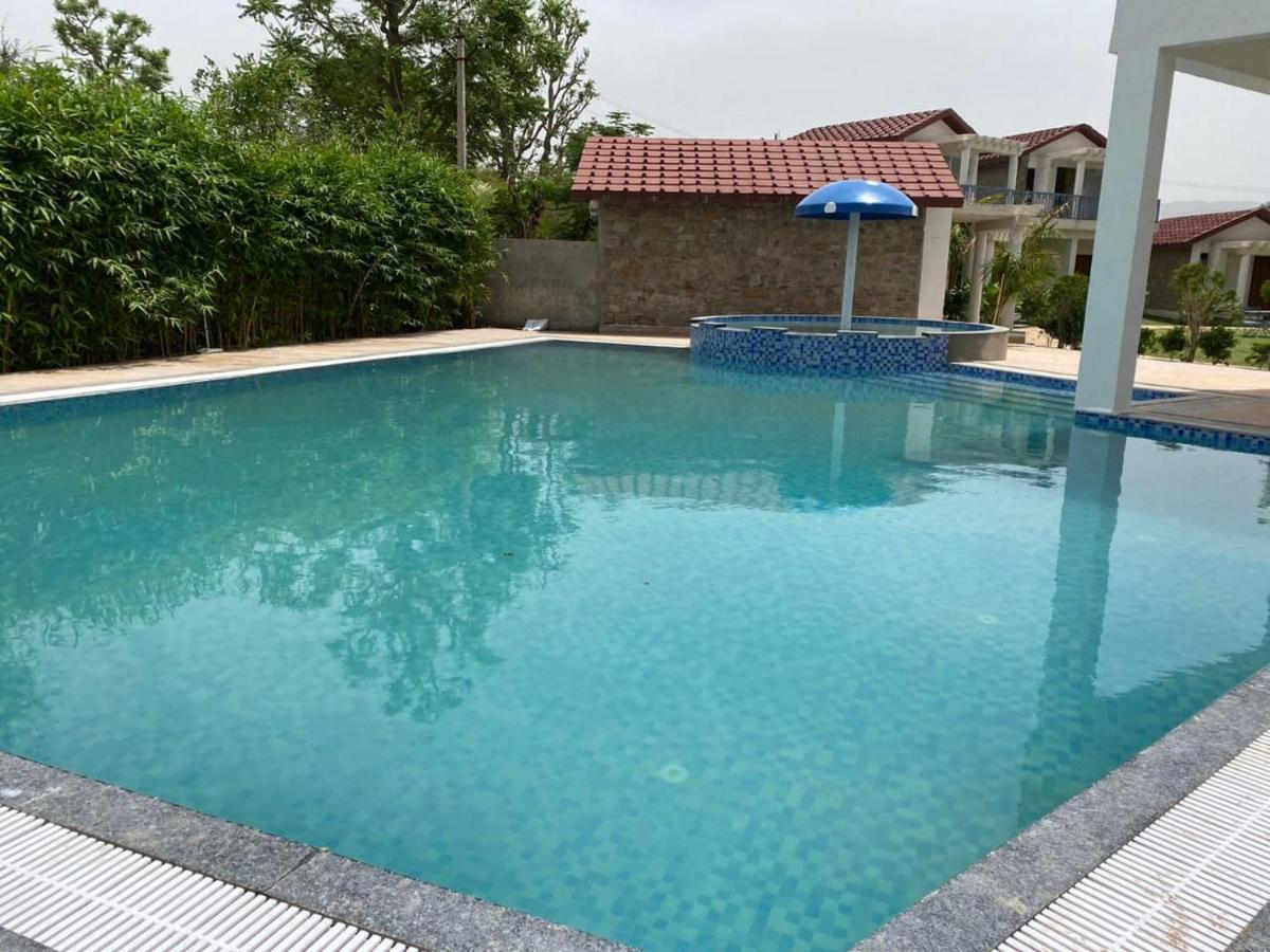 Las Cabanas Resort Pushkar Exteriör bild