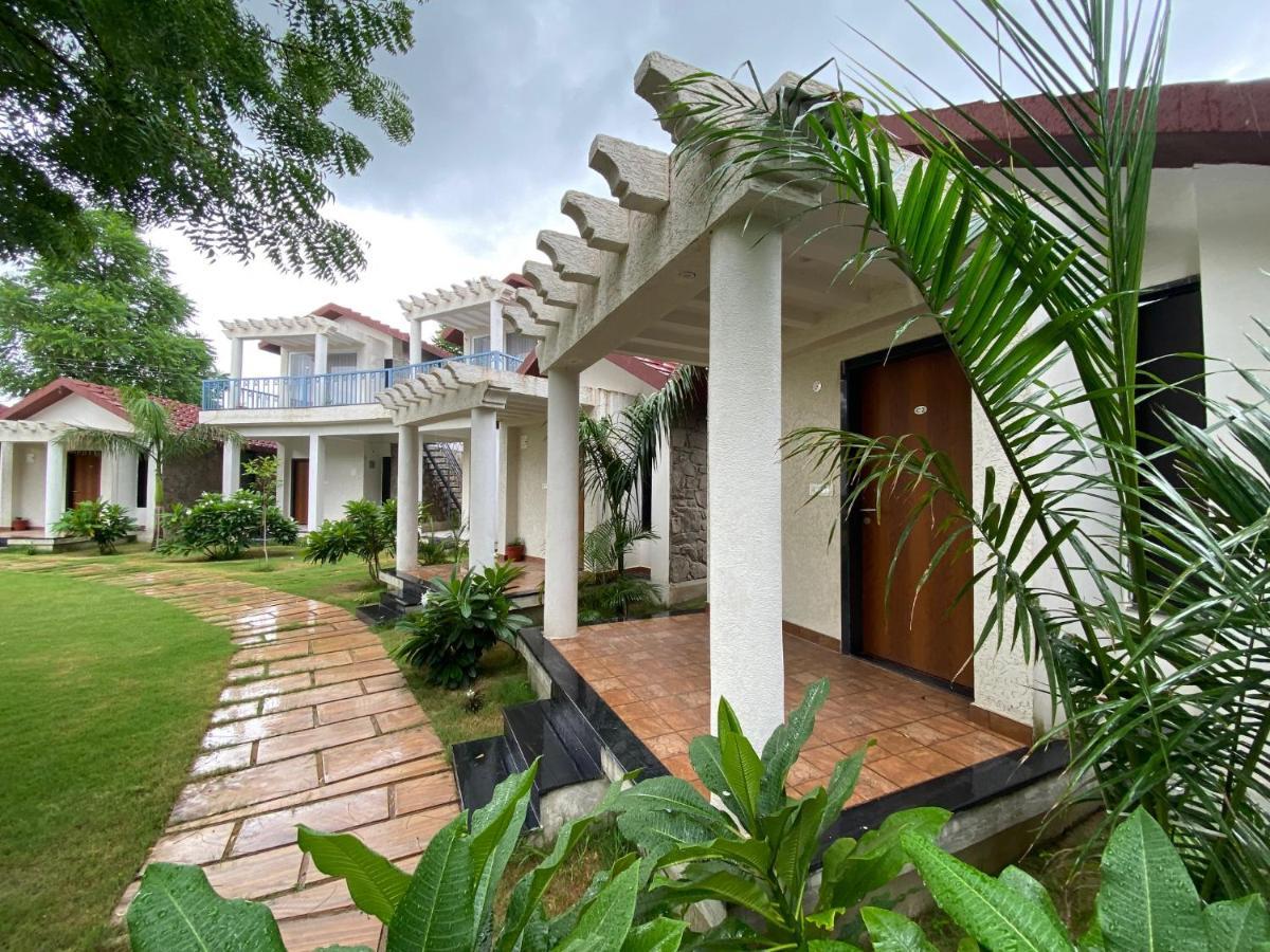 Las Cabanas Resort Pushkar Exteriör bild