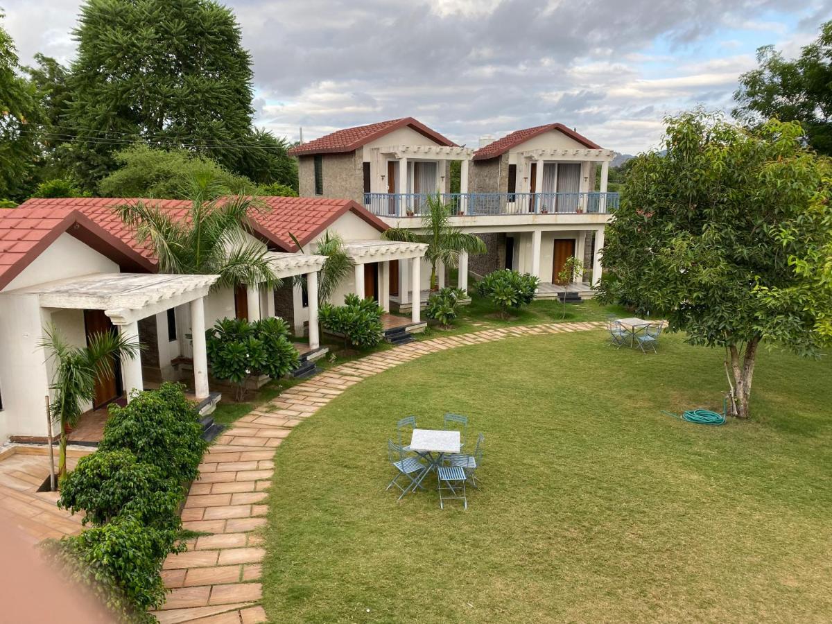 Las Cabanas Resort Pushkar Exteriör bild