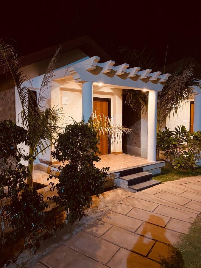Las Cabanas Resort Pushkar Exteriör bild